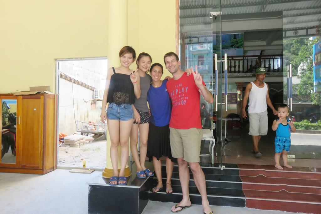 Linh'S Homestay Фонгня Экстерьер фото